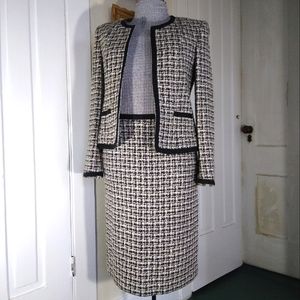 KATE HILL Black White and Tan Tweed Skirt Suit
